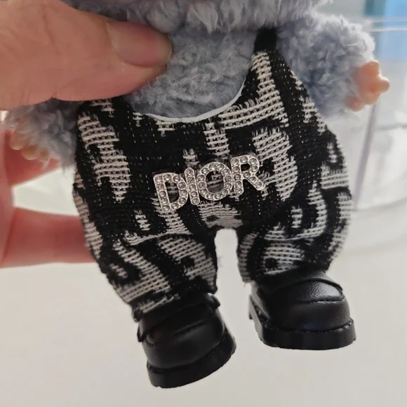 Labubu Clothes - Picture 3 of 4